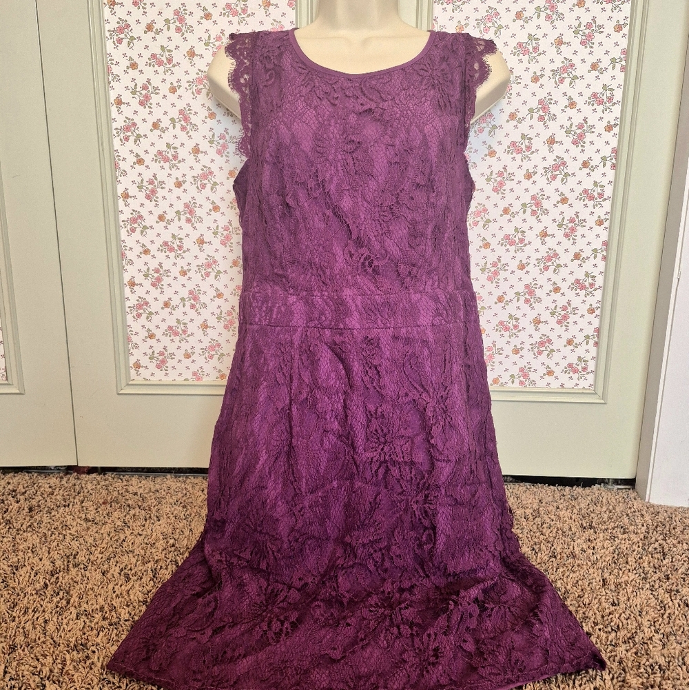 Brixon Ivy Purple Lace Midi Dress Size Medium
